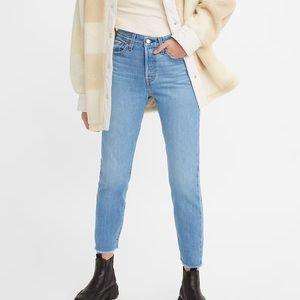 Levi’s Wedgie Medium Wash Jeans - Size 30